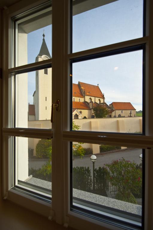 Landgasthof Winter Ardagger Stift Eksteriør bilde